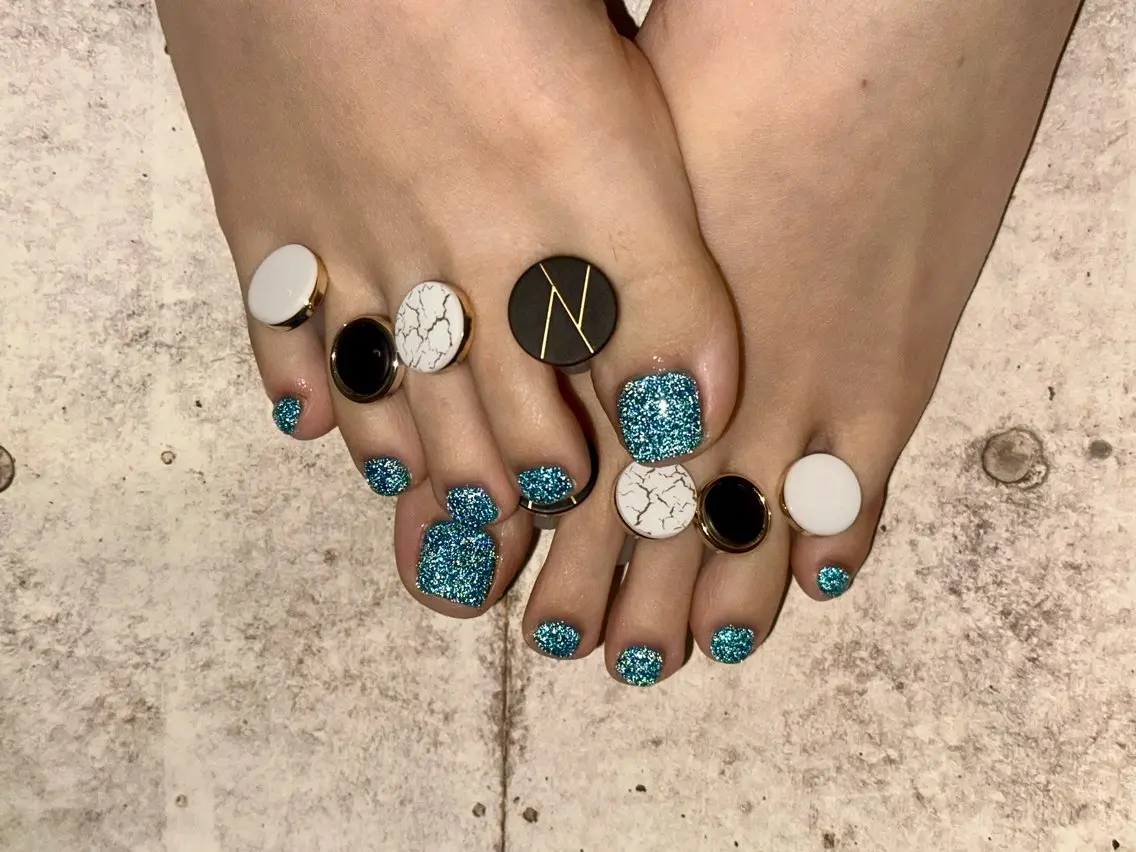 🔰口コミ記入必須【Foot】オフ込みフラッシュワンカラー✨の写真