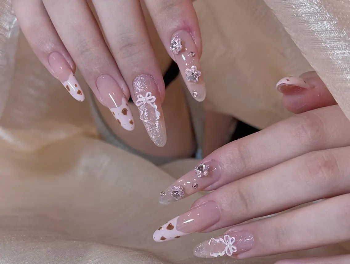 ネイル ハンドネイル 🎀 KiKi_nailのネイルデザイン