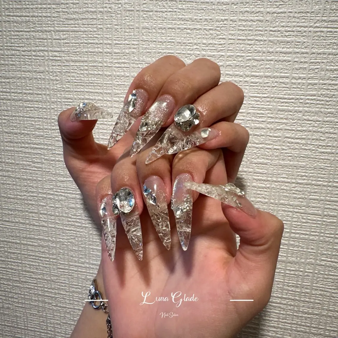 ネイル ハンドネイル Luna Gladeのネイルデザイン