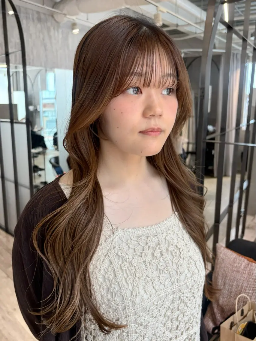 ロング カット ヘアカラー トリートメント 西田  美侑/ 前髪・顔周りカットのヘアスタイル