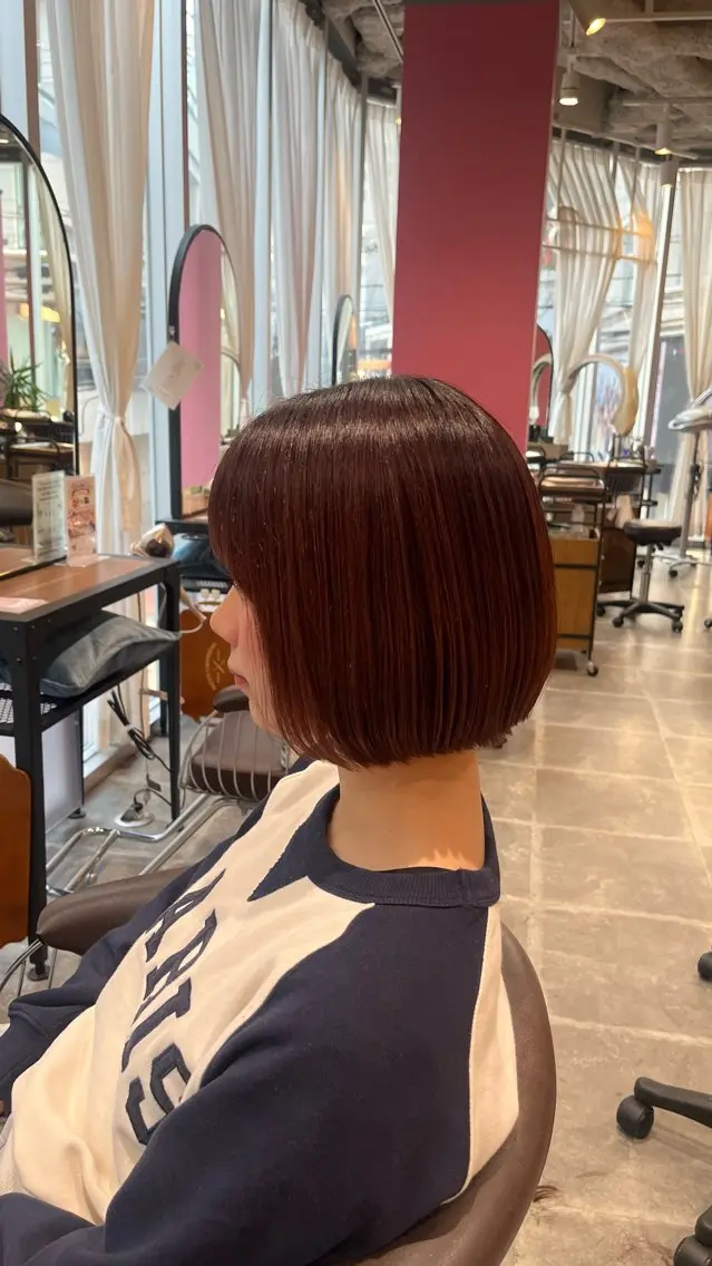 ミディアム labless MOEのヘアスタイル