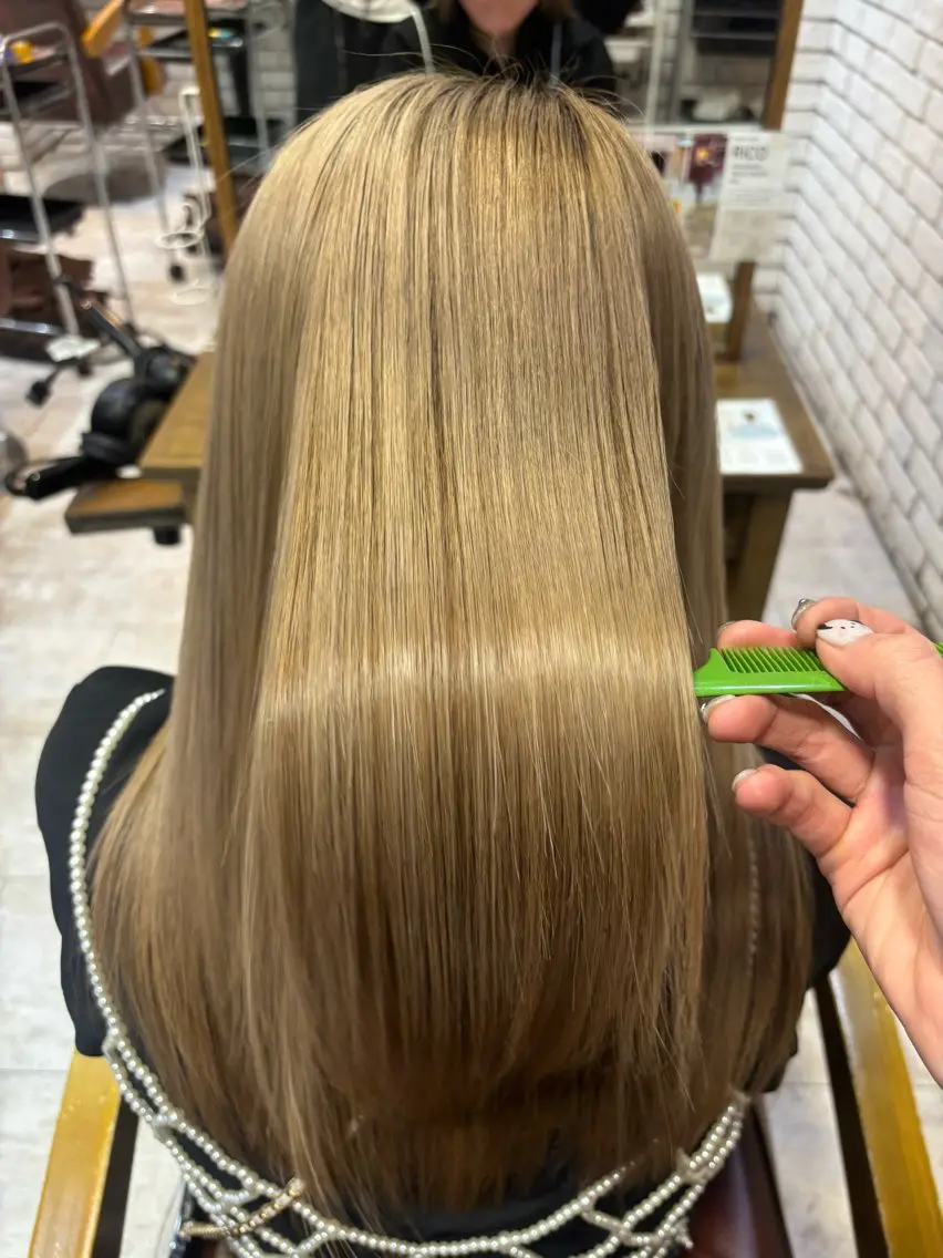 ロング カット 縮毛矯正 髪質改善カラー🌟/ GODAIのヘアスタイル
