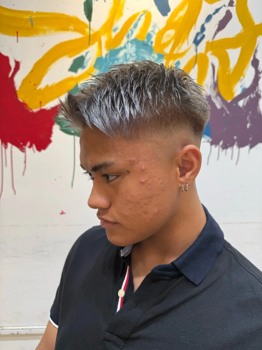 カラー メンズ 菊地 隆斗のヘアスタイル