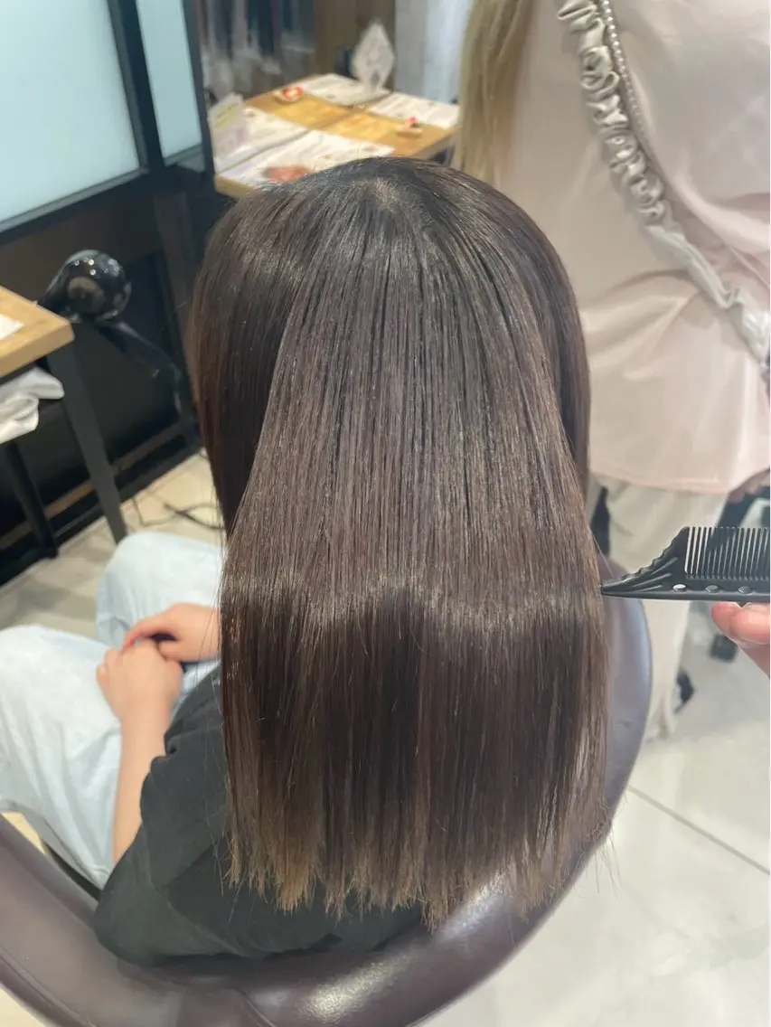 ロング 髪質改善💠 韓国風うる艶/シオリのヘアスタイル