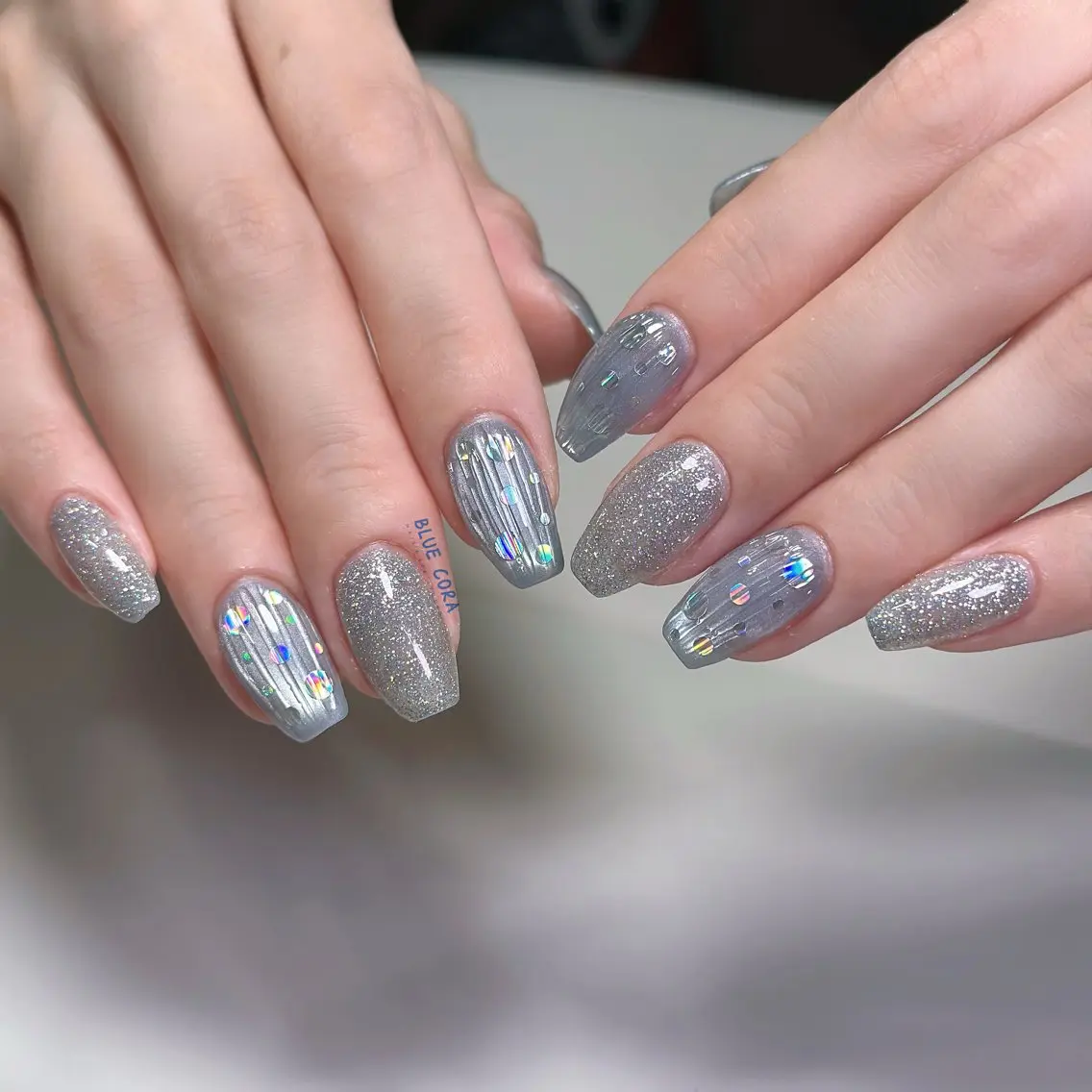ネイル ハンドネイル ハンドケア BLUE CORAのネイルデザイン