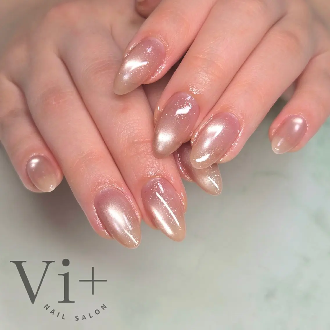 ネイル 氷ネイル・うるうるネイル ハンドネイル Nail Salon Vi+のネイルデザイン