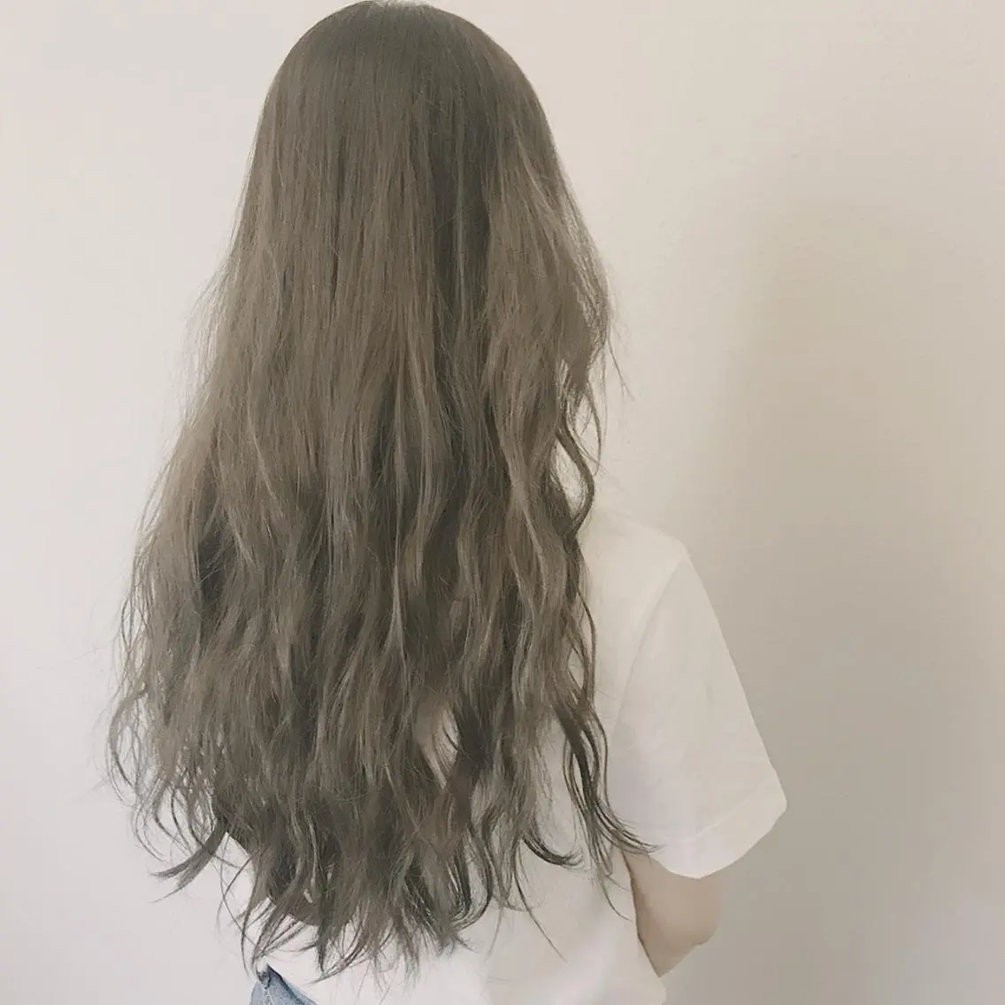 ロング アッシュ clap by tetoteのヘアスタイル