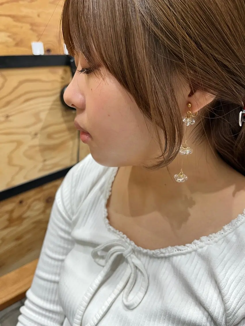 ミディアム カラー 久木原 ゆりのヘアスタイル
