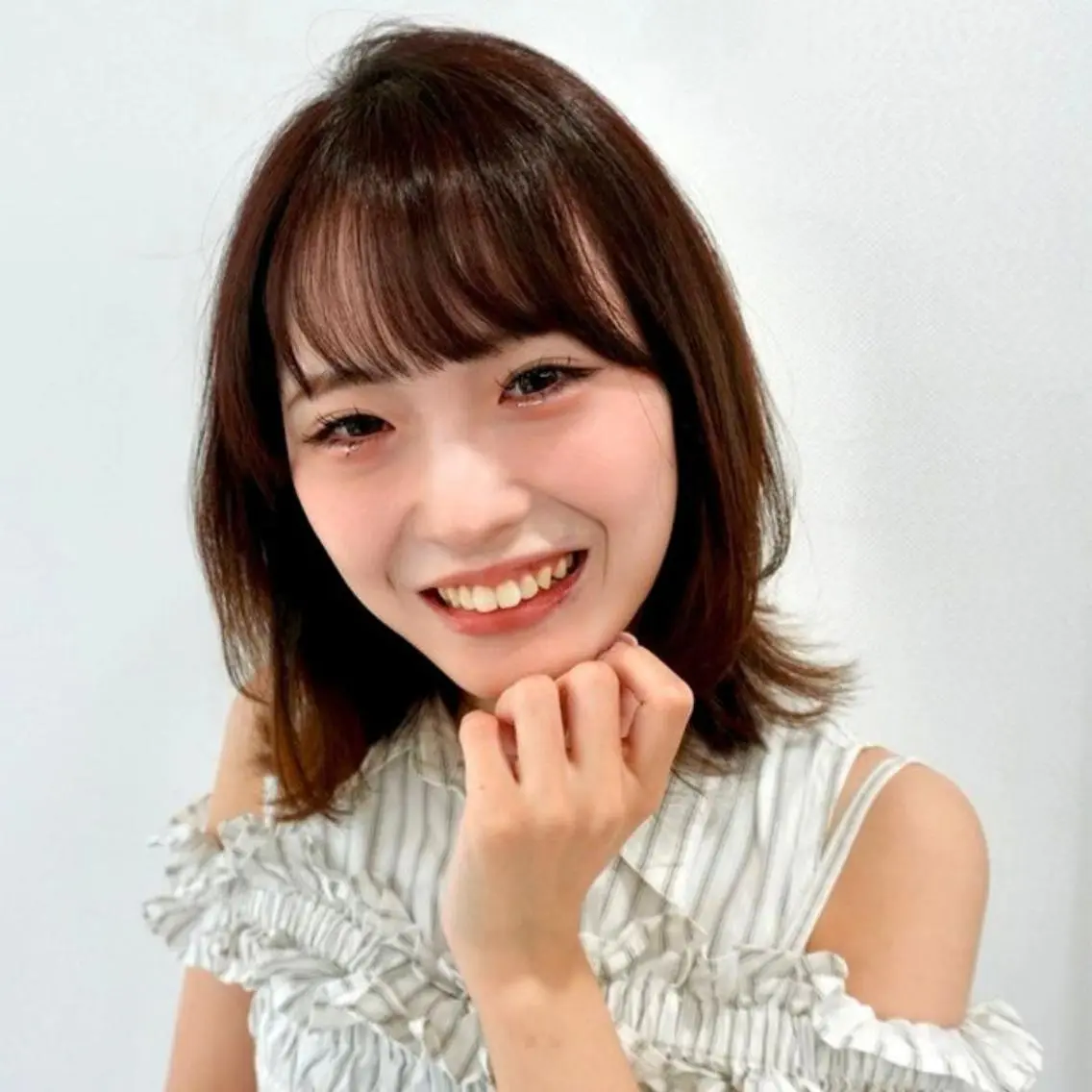 ミディアム カラー ブラウンカラー チョコレートブラウン ボブ 小顔カット 外ハネヘア ❇️安達 優心❇️ レイヤー/艶髪特化のヘアスタイル