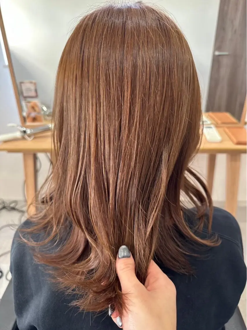 ミディアム カラー PERK🪽⋆.* sakiのヘアスタイル