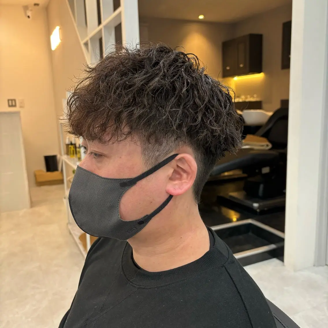 メンズ メンズブリーチ メンズハイライト メンズハイトーン メンズパーマ カット パーマ SOYON船橋店 西澤元気のヘアスタイル