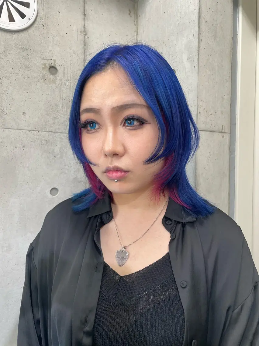 ミディアム カット ヘアカラー ハイトーン/ブリーチ /ウルフ⛓️MAKIのヘアスタイル