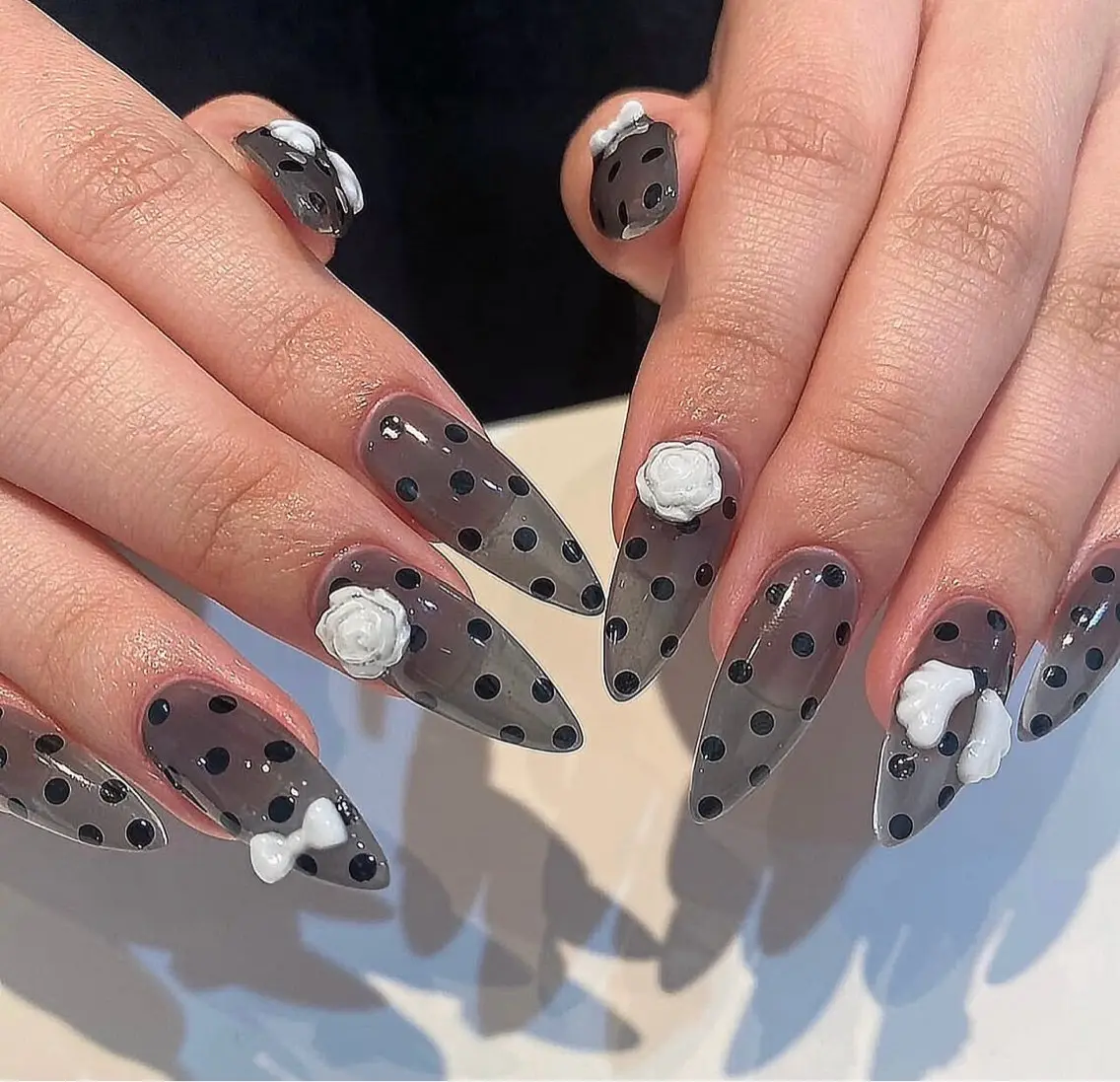 ネイル ハンドネイル NiJi Nailsのネイルデザイン