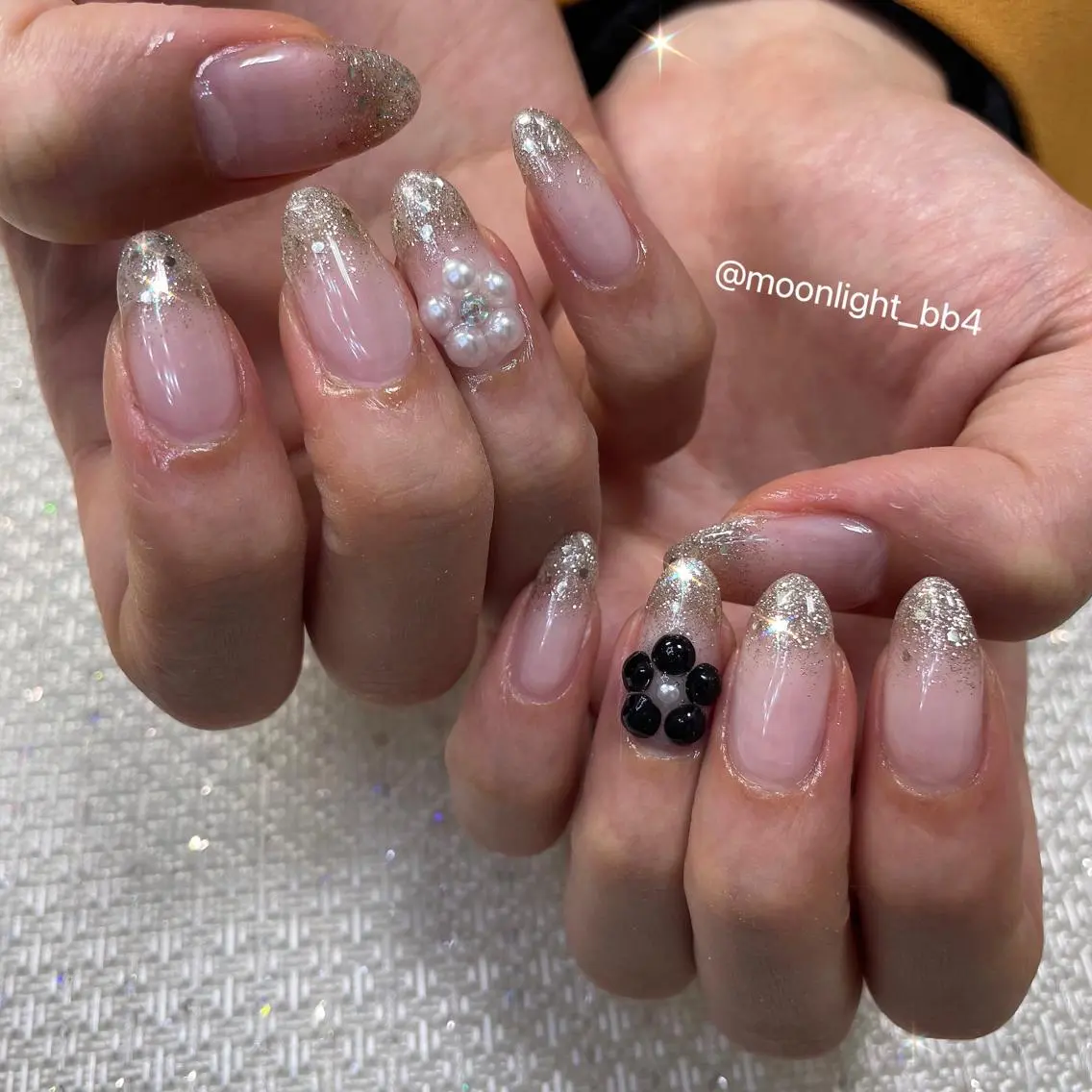 ネイル ハンドネイル MoonLight MIHOのネイルデザイン