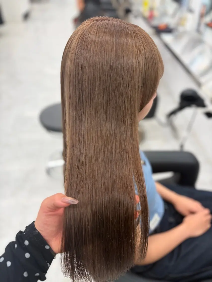 ロング ヘアカラー ヘアセット 艶髪ハイトーンカラー 渋谷🎀ririkaのヘアスタイル