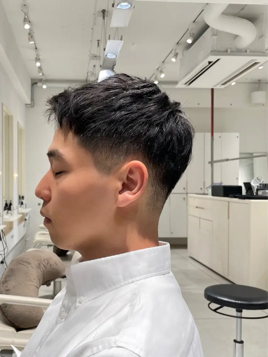 ショート メンズ ブリ—チ🎨パ—マ 🌿表参道ちえ🌿のヘアスタイル