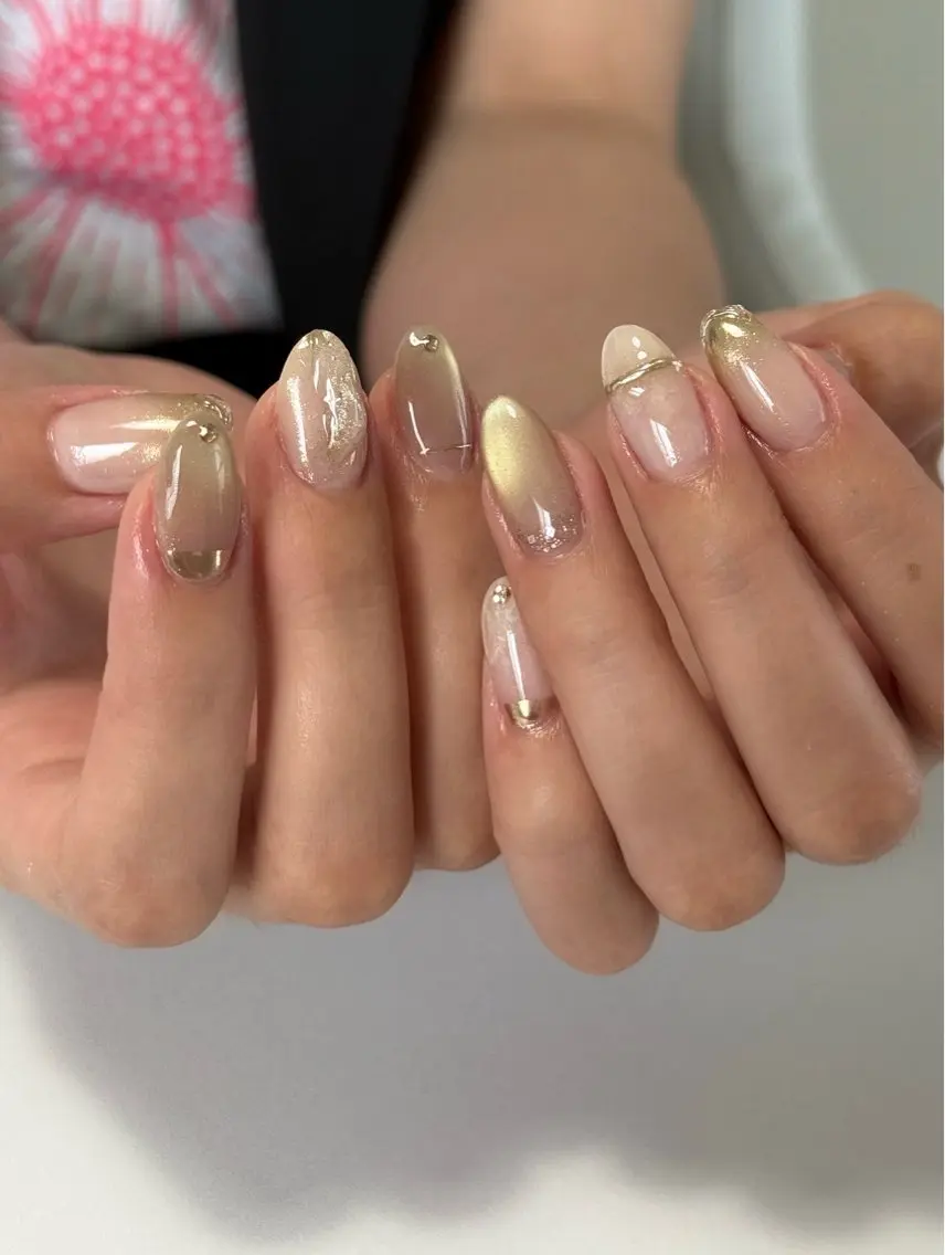 ネイル ハンドネイル フットネイル Lauum ラウームのネイルデザイン