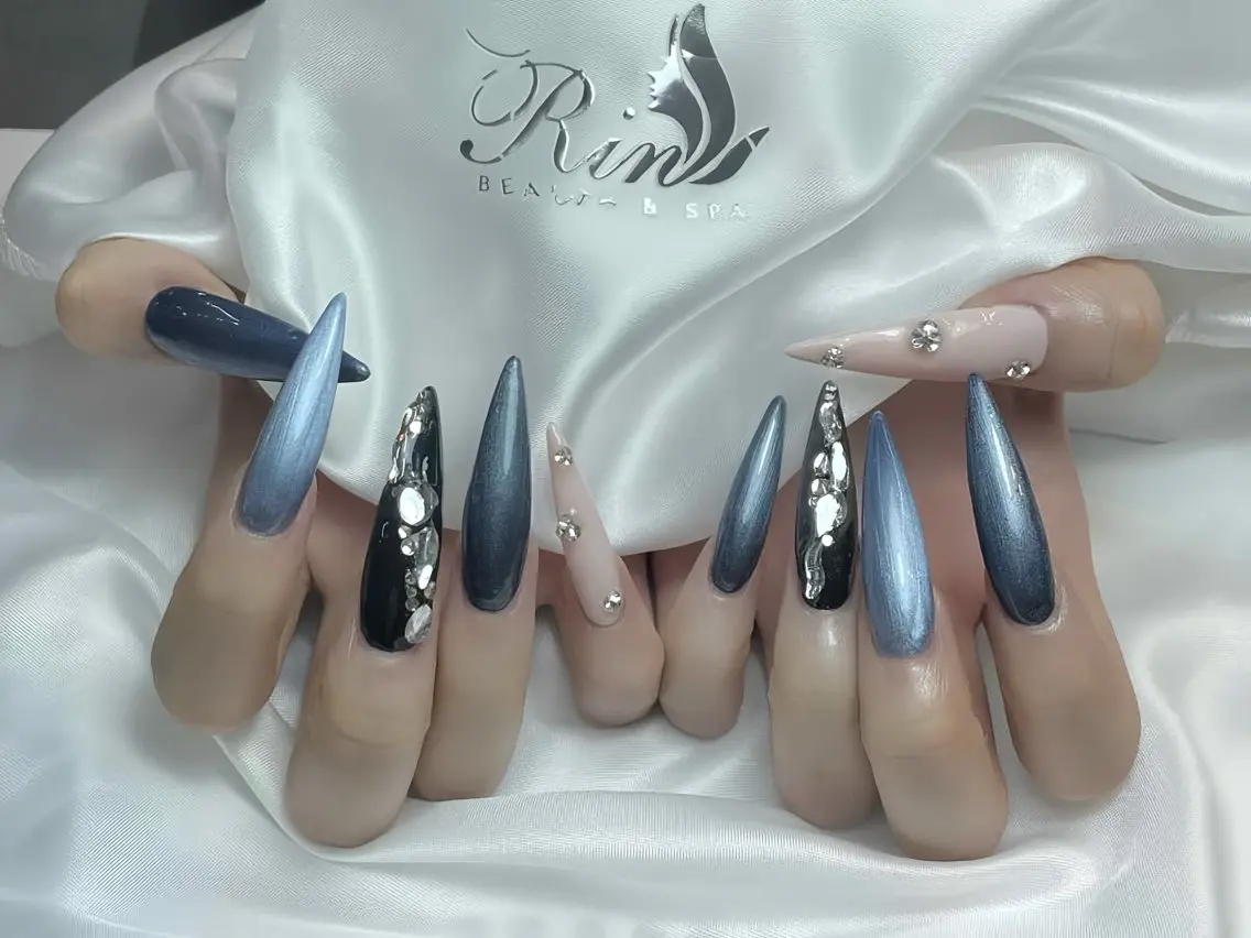 ネイル アートネイル ハロウィン ロングネイル スカルプネイル ネイルチップ ハンドネイル Rin Nail 新大久保店のネイルデザイン