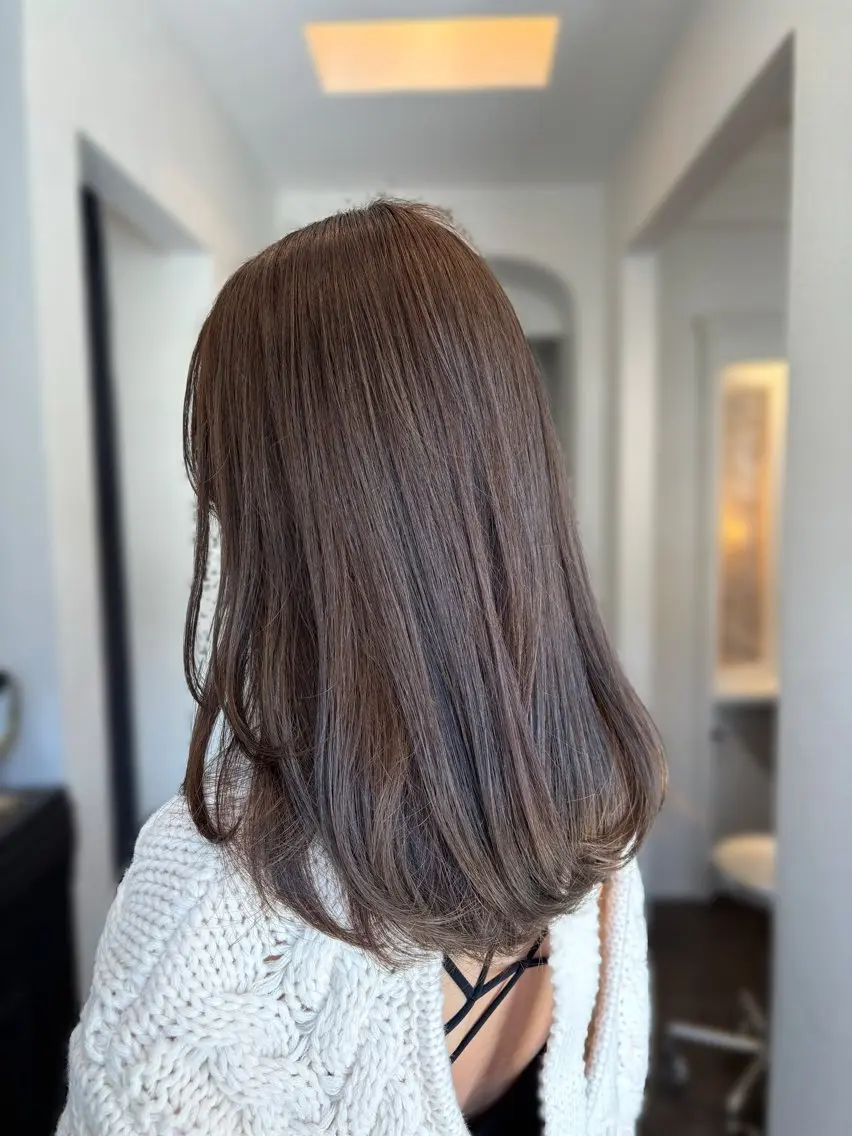 ミディアム カット ヘアカラー トリートメント 透明感カラー🎀 tasty／makoのヘアスタイル