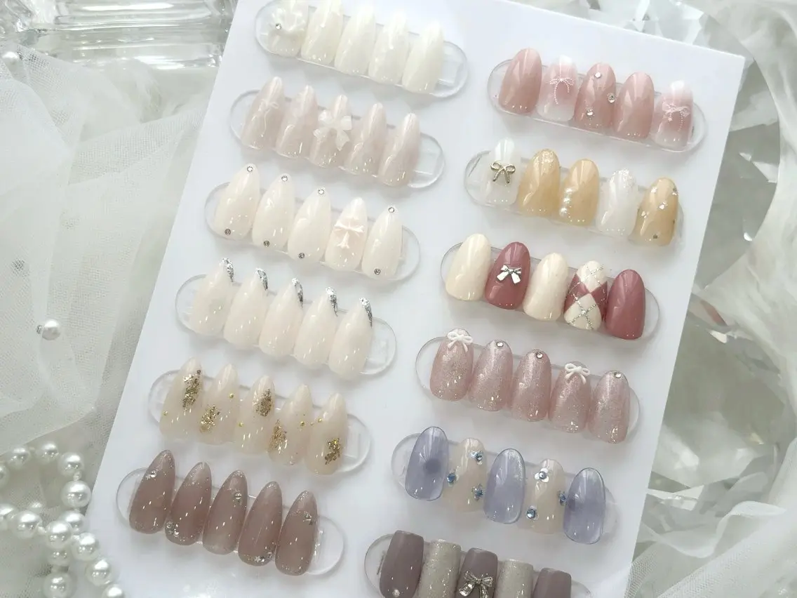 ネイル KITTY🩰 AKIのネイルデザイン