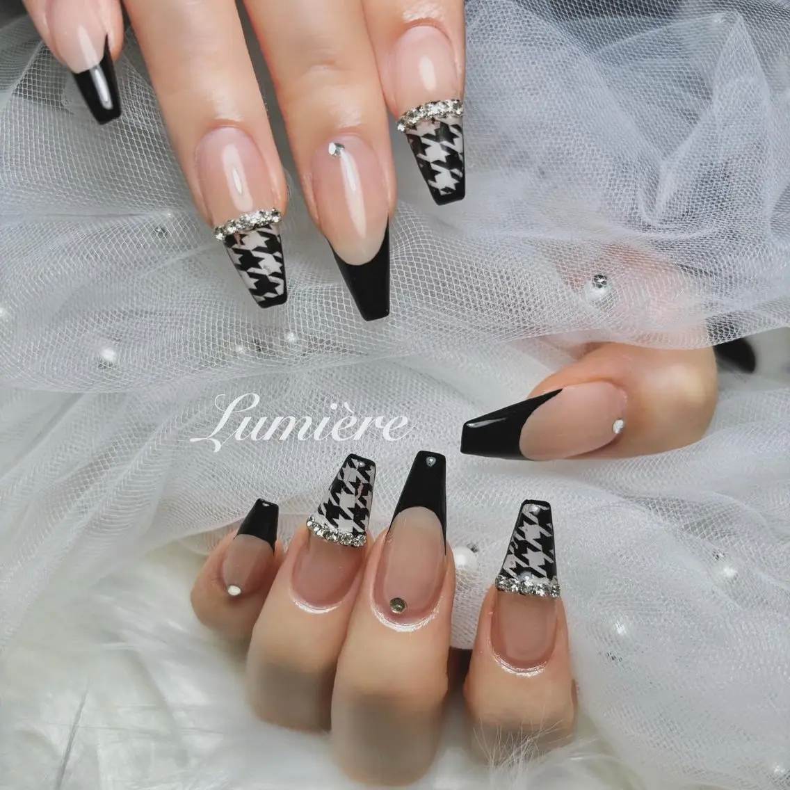 ネイル Lumière| ロング|ワンホンのネイルデザイン