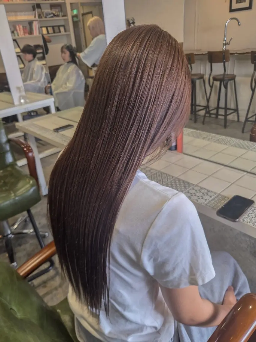 カラー 翔斗ブリーチなし🫧 で叶う透明感カラーのヘアスタイル