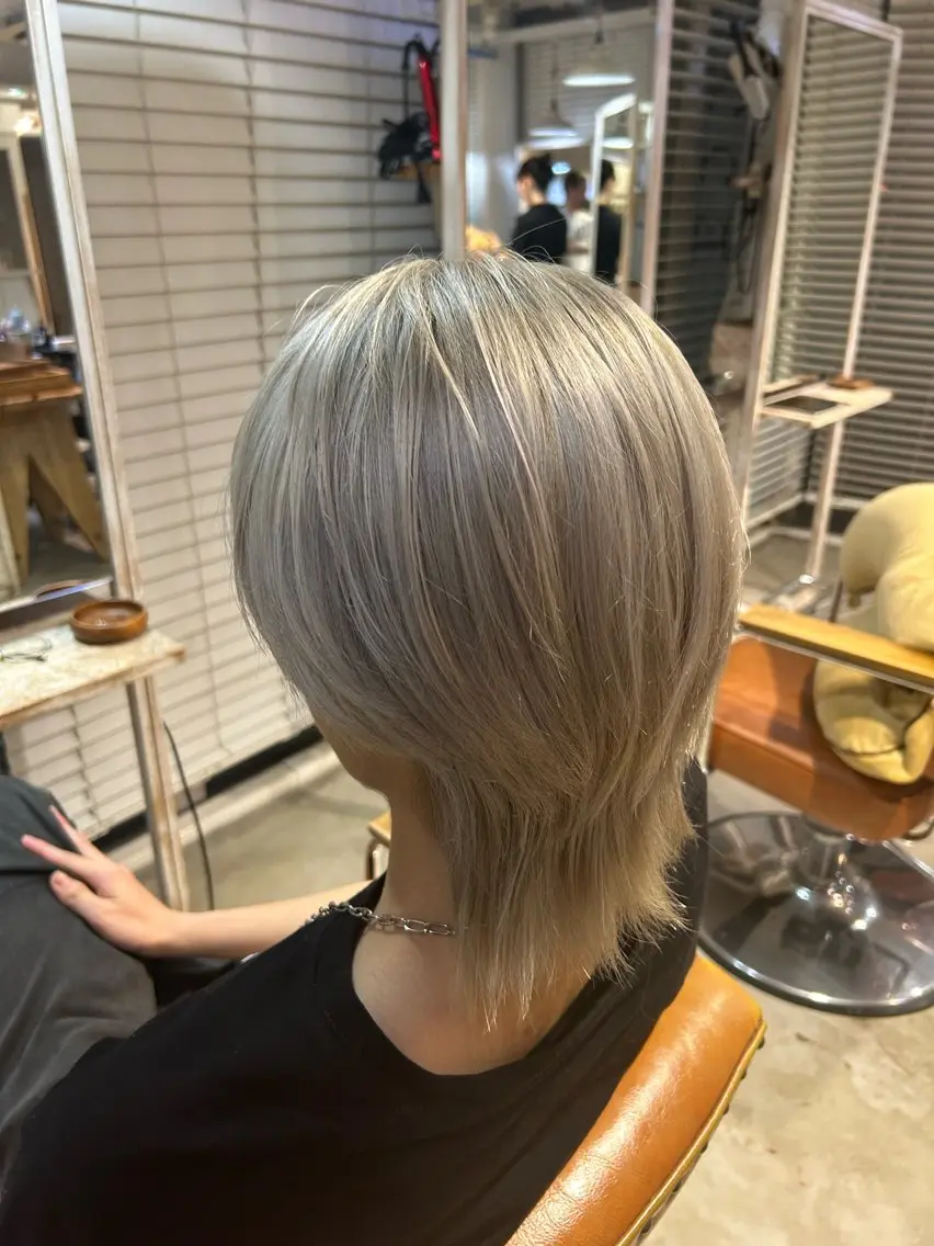 ショート カラー メンズ ヘアカラー 林奏良 髪質改善/ハイトーンのヘアスタイル