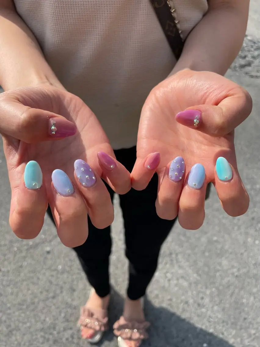 ネイル グラデーション Betty❤︎ ネイル&よもぎ蒸しのネイルデザイン