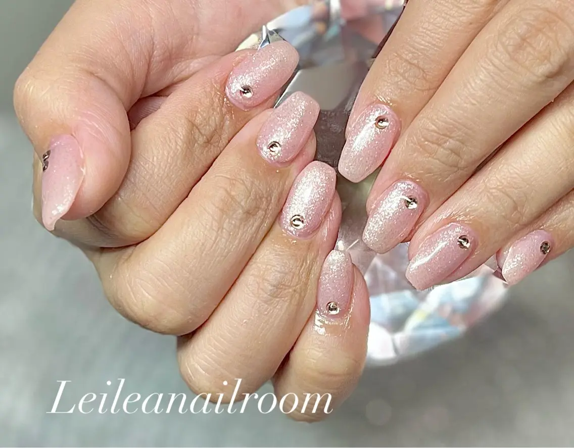 ネイル ハンドネイル レイレア ネイルルームのネイルデザイン
