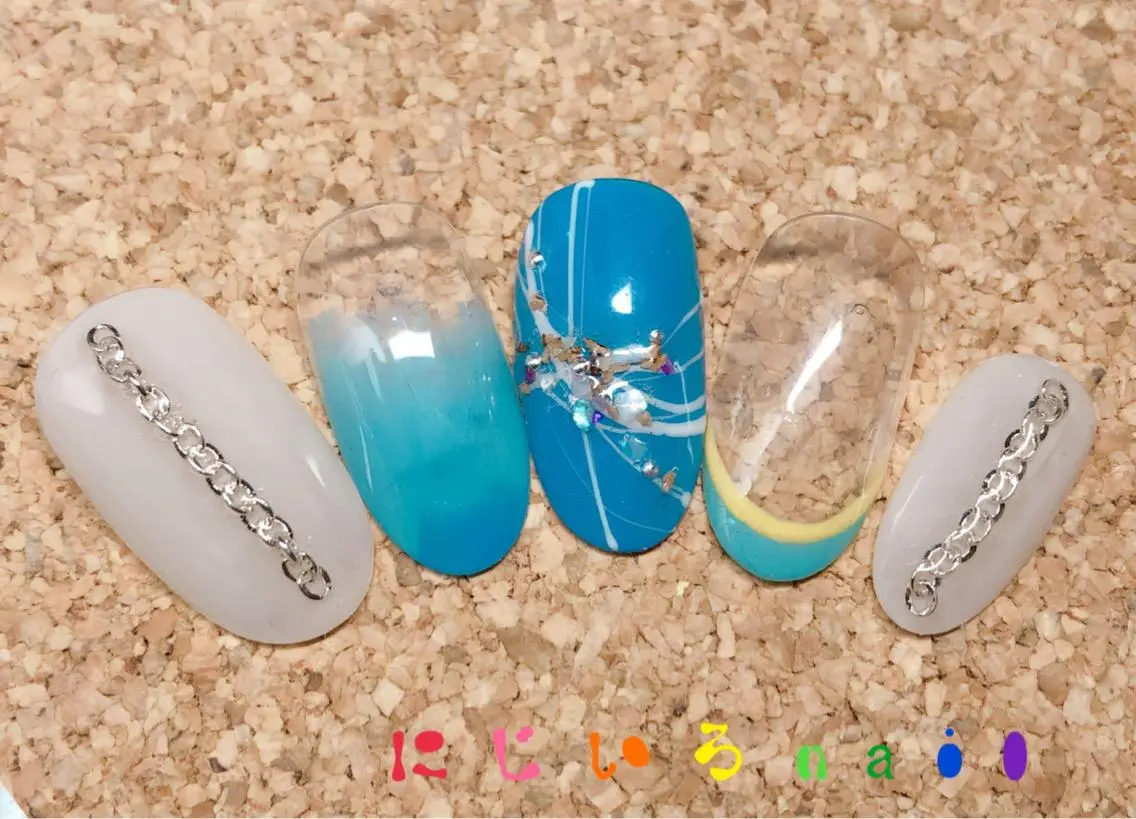 ネイル にじいろ nailのネイルデザイン