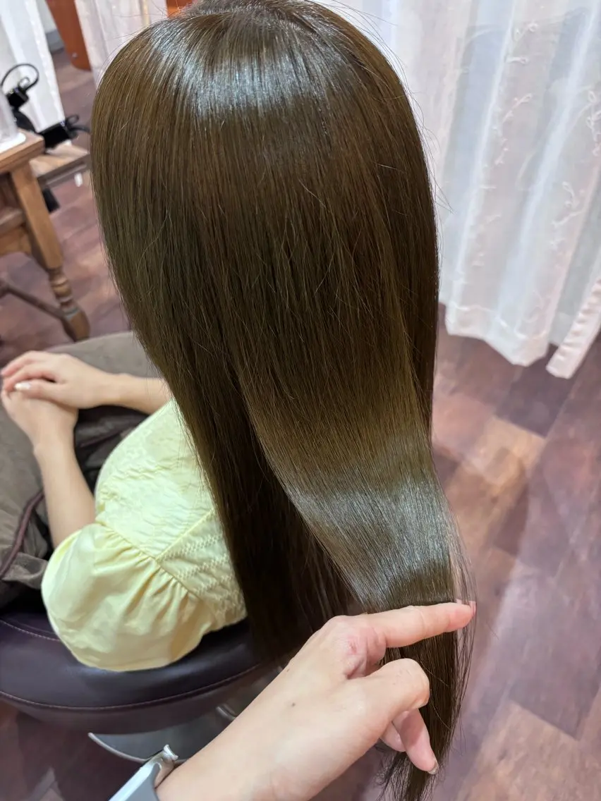 ロング カラー ベージュカラー オリーブベージュ ヘアカラー radiant/泉南 nakamura🌹のヘアスタイル