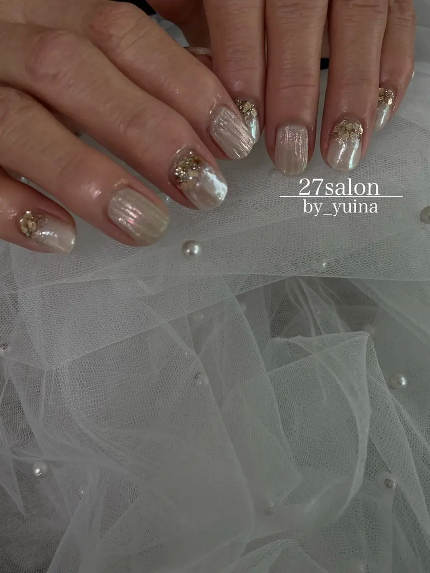 ネイル グラデーション ホワイト ハンドネイル 27salon yuinaのネイルデザイン