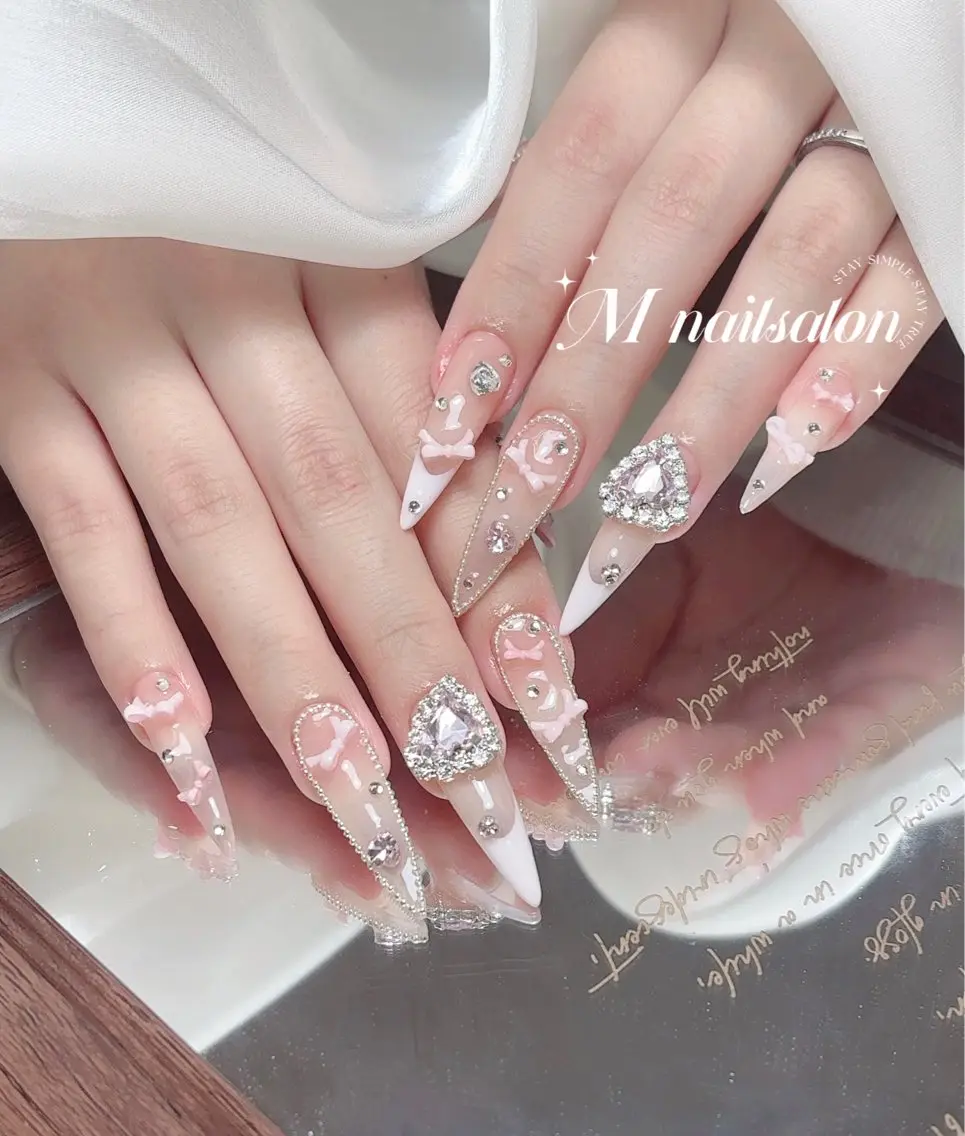 ネイル ハンドネイル 🎀M nail salon🎀のネイルデザイン