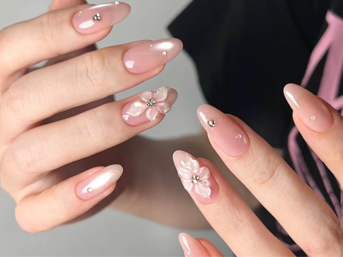 ネイル lucky nail 歌舞伎町のネイルデザイン