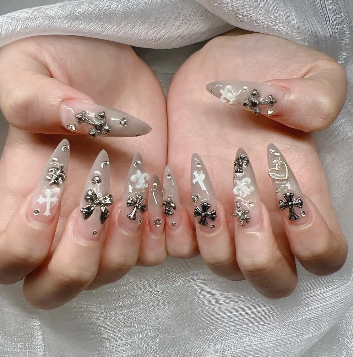 ネイル 長さ出し グラデーション キラキラネイル マグネットネイル ニュアンスネイル Lee Nails チップ長さだし専門店のネイルデザイン