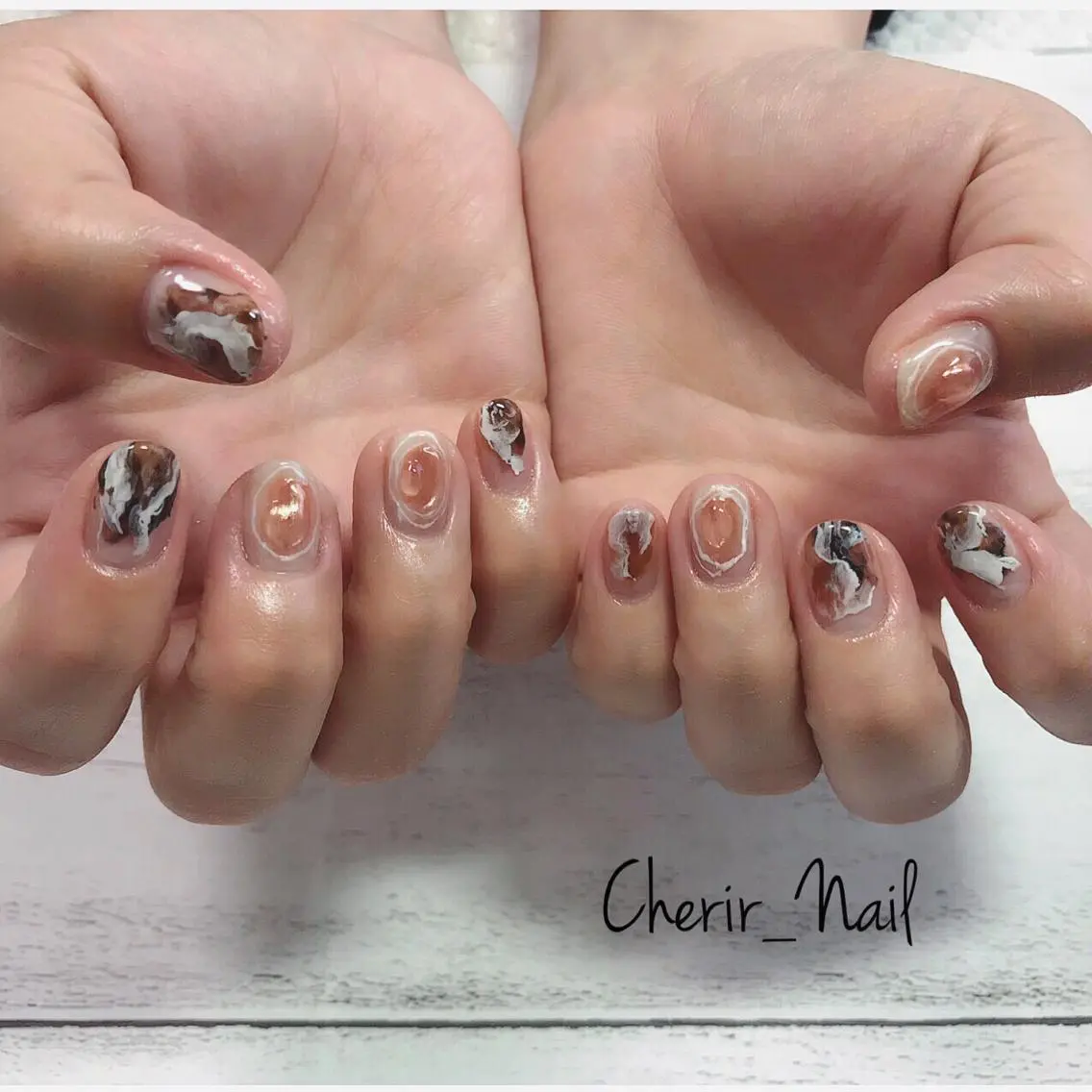 ネイル アートネイル ブラウン クリアネイル ミラーネイル ニュアンスネイル Cherirnail kaoriのネイルデザイン