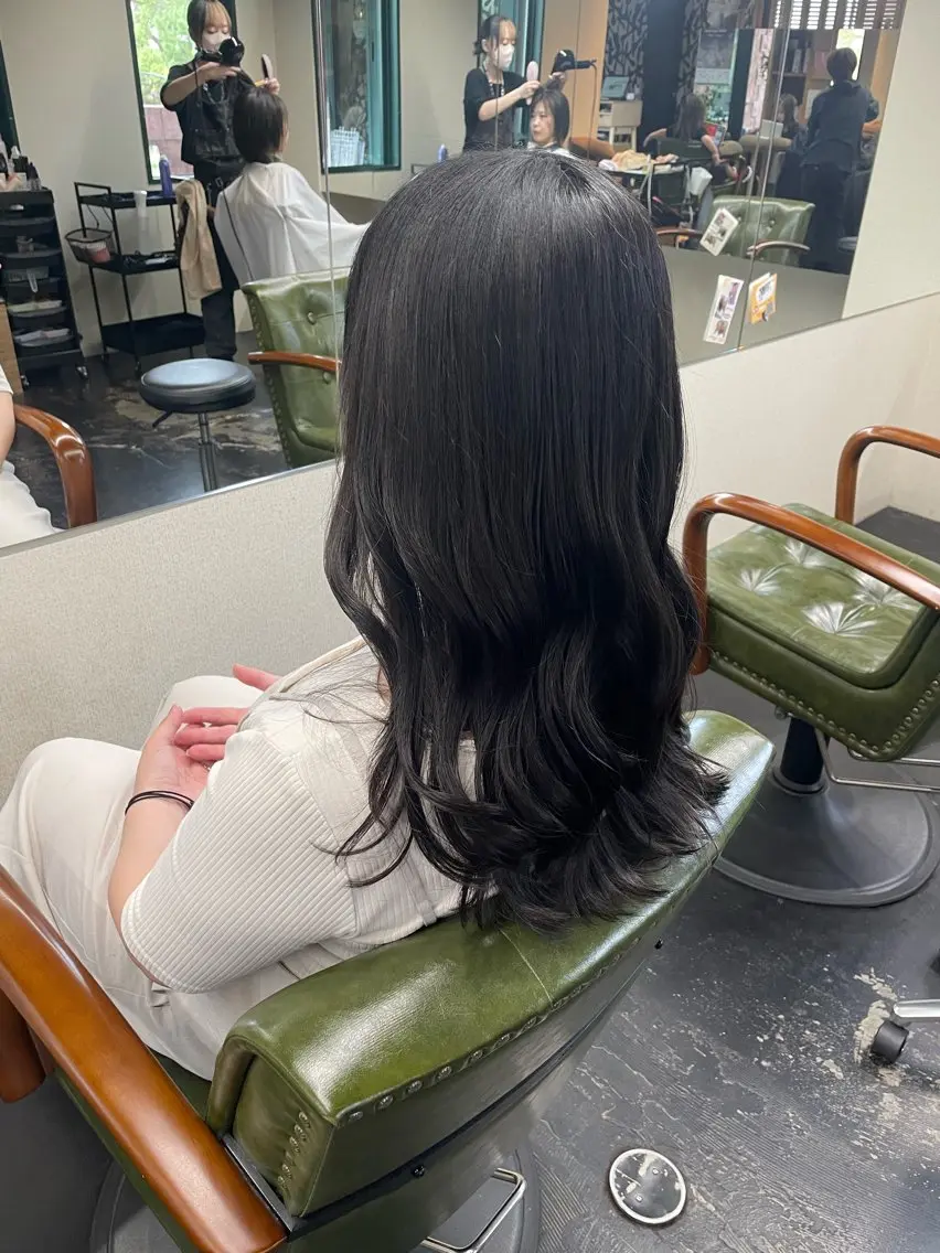 ロング 宇藤 稜のヘアスタイル