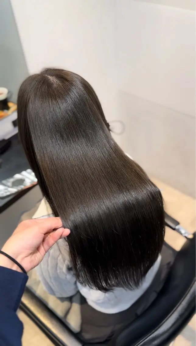ロング 髪質改善 トリートメント ヘアカラー トリートメント ツヤ髪 ／髪質改善 松岡将太郎のヘアスタイル