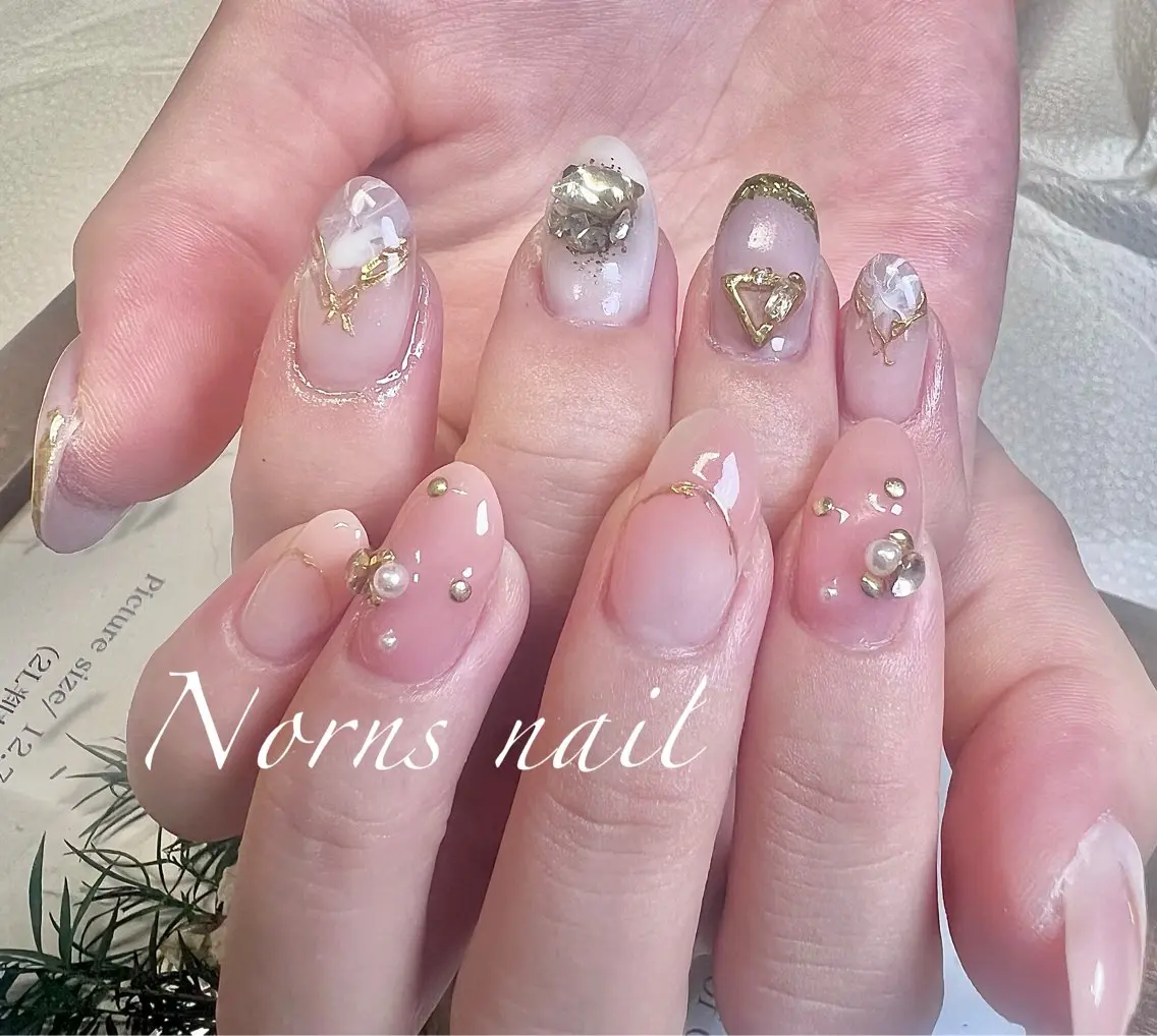 ネイル ハンドネイル Norns nail (猫いるサロン🐈)のネイルデザイン