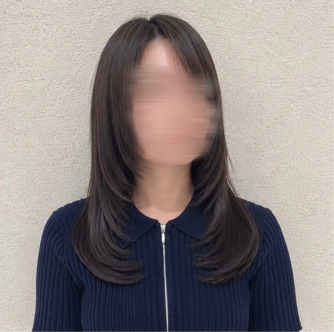 ミディアム カラー 前田 彩良のヘアスタイル
