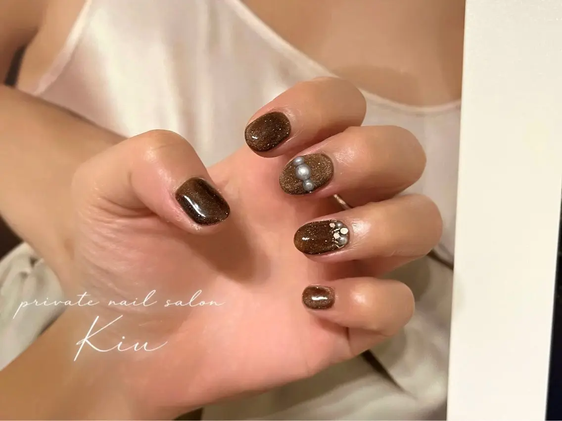ネイル ジェルネイル ミラーネイル ニュアンスネイル オフィスネイル ショートネイル kiu nailsalonのネイルデザイン