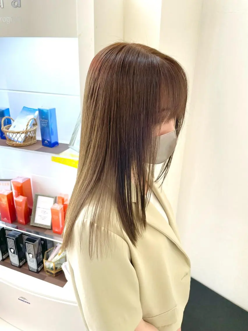 透明感カラー＋髪質改善トリートメントの写真