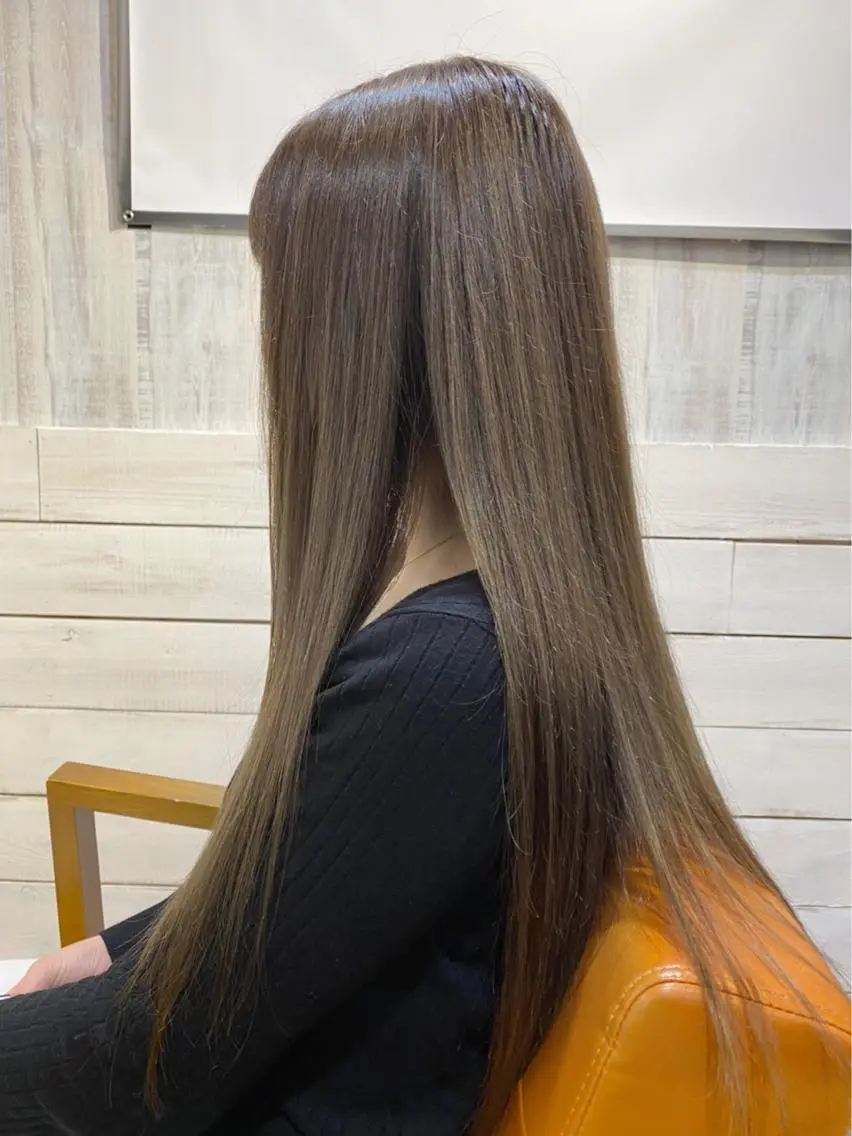 自然な優しい仕上がりのTOKIO縮毛矯正の写真