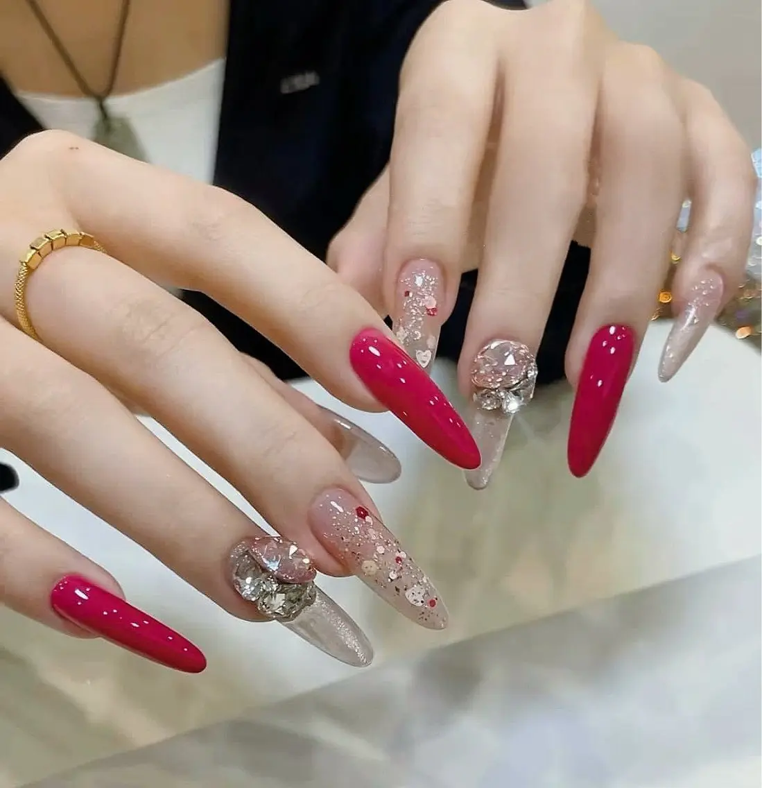 ネイル HIN NAILのネイルデザイン