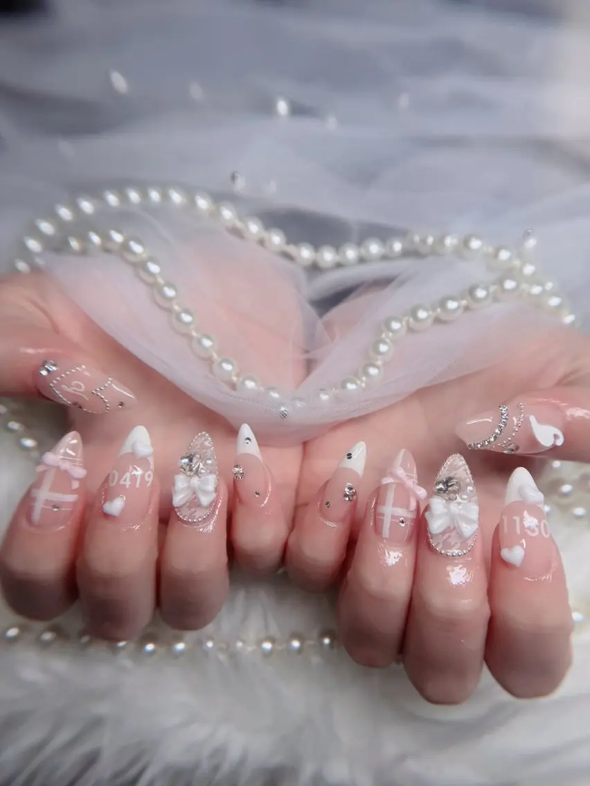 ネイル フレンチネイル ジェルネイル ハロウィン 韓国ネイル マグネットネイル ハンドネイル Hbaby nailのネイルデザイン