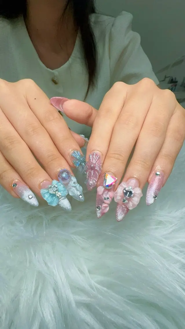 ネイル Mokanail サロンのネイルデザイン