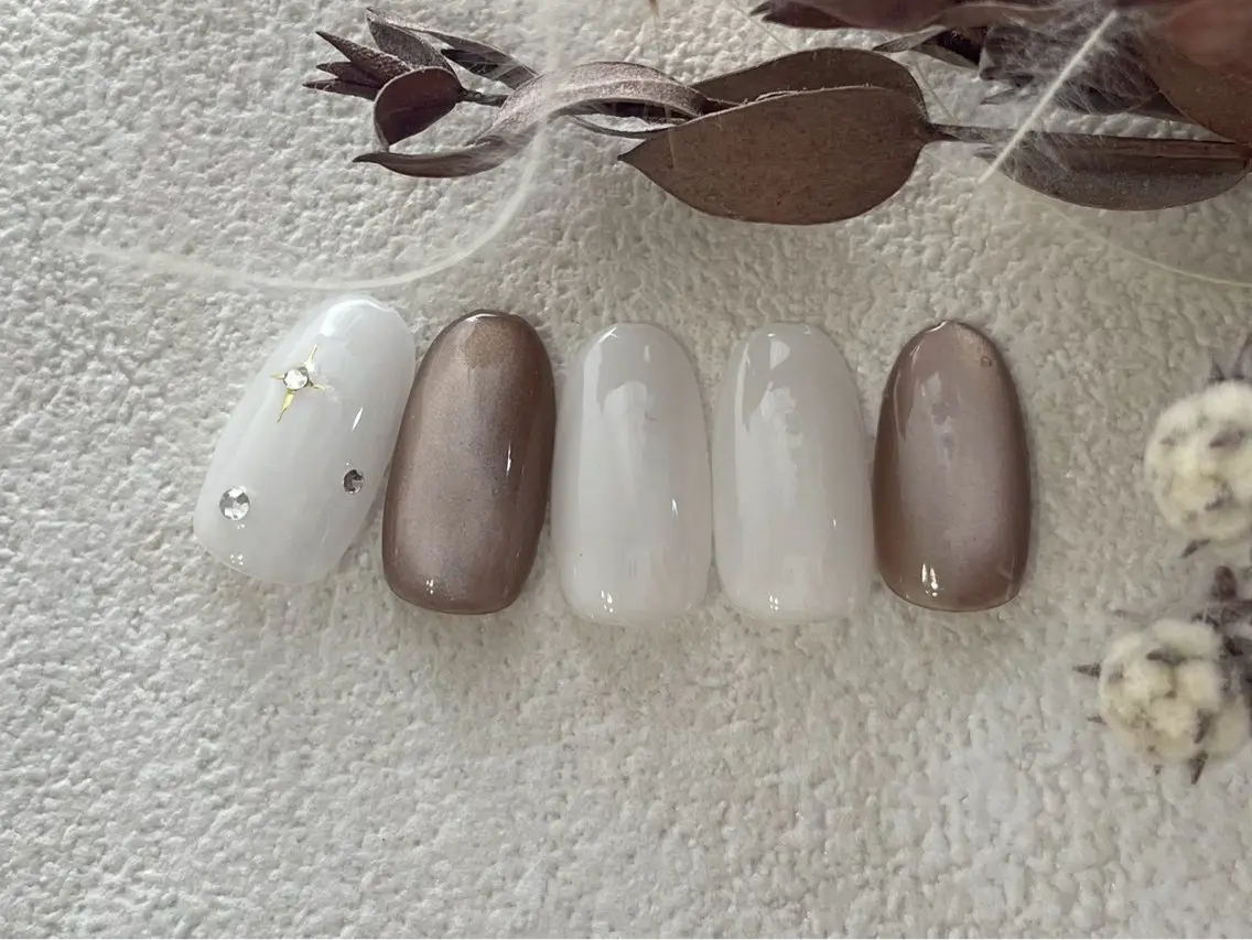 ネイル オーロラネイル フットネイル フレンチネイル ジェルネイル グラデーション ハンドネイル mogunail &blowのネイルデザイン