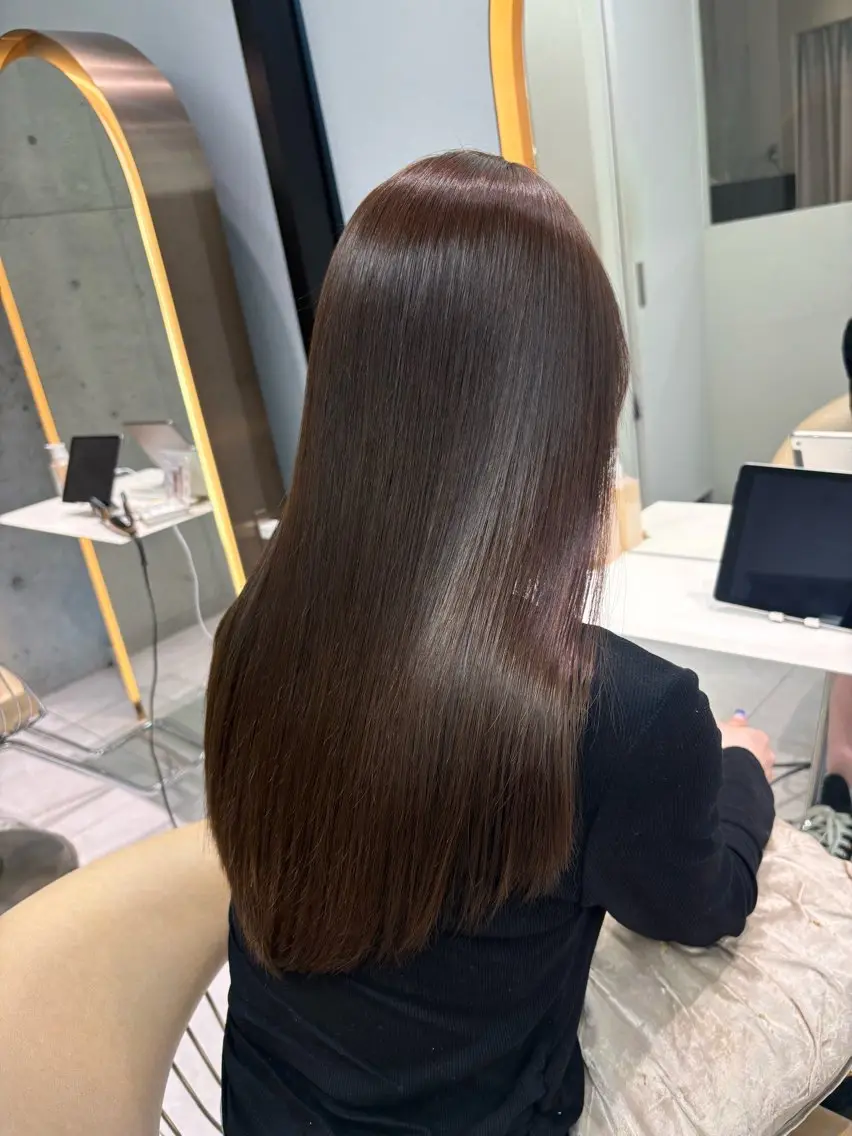 ロング カット 縮毛矯正 トリートメント 福岡縮毛矯正✨️ ストレート 向井和輝のヘアスタイル