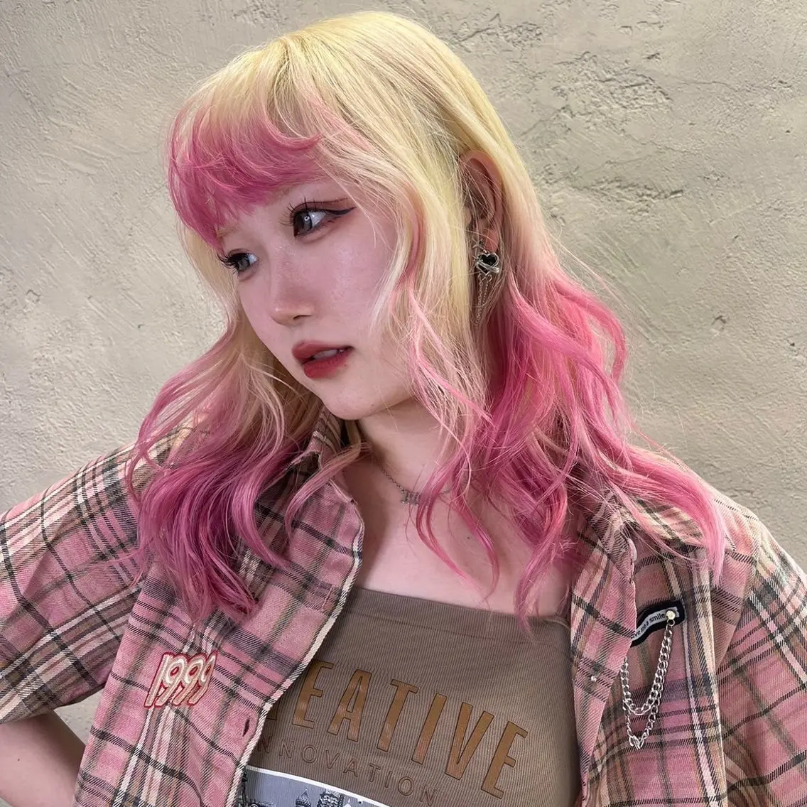 ロング カラー ヘアアレンジ ブリーチ デザインカラー ヘアカラー トリートメント ボブハイトーン🦖 デザインMAMIのヘアスタイル