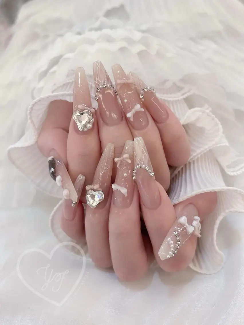 ネイル 長さ出し ジェルネイル 韓国ネイル 持ち込み ワンカラーネイル kana nailのネイルデザイン